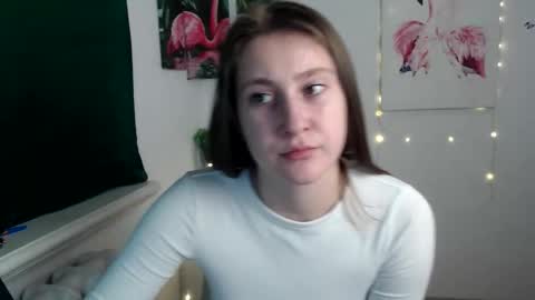 Snapshot of kamilla_love_ chatting on 15, 10, 2025 kamilla_love_ online show from 15, 10, 2025