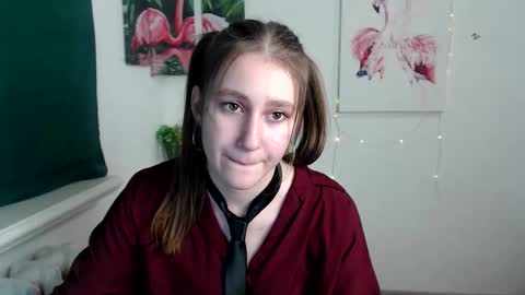 Snapshot of kamilla_love_ chatting on 31, 10, 2025 kamilla_love_ online show from 31, 10, 2025
