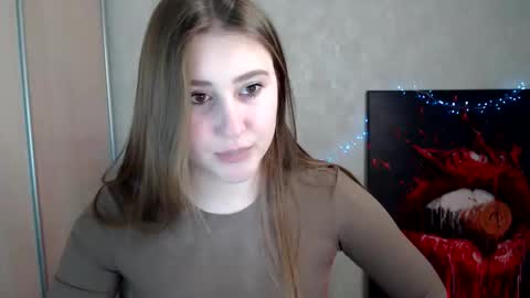 kamilla_love_ online show from 13, 4, 2026