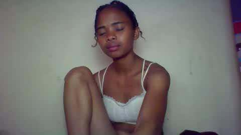 kamillah69 online show from 15, 11, 2025