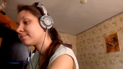 Mari  Simmons online show from 19, 9, 2025