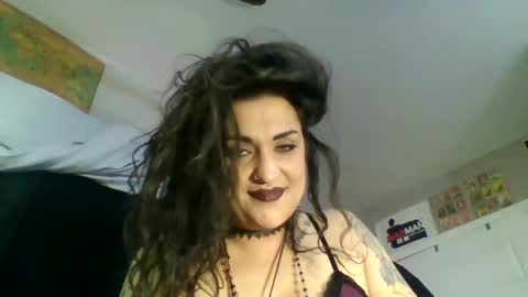 kandirain online show from 4, 11, 2025