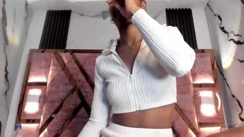 Snapshot of kandy_bronw chatting on 19, 12, 2025 Kandy online show from 19, 12, 2025