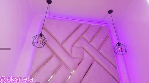 Snapshot of kanela_miller_ chatting on 4, 10, 2025 Cami online show from 4, 10, 2025