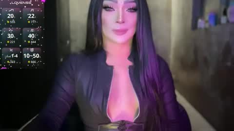 Snapshot of kardeyfynes chatting on 9, 10, 2025 MARIA online show from 9, 10, 2025