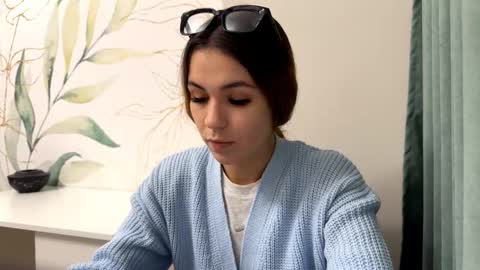 kareentrueax online show from 15, 10, 2025