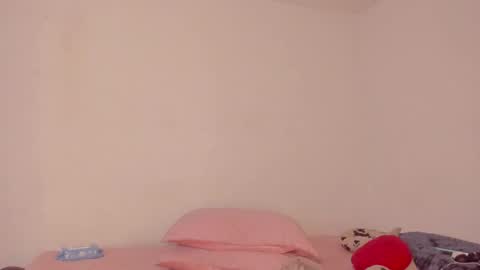 Snapshot of karely_laurent chatting on 31, 5, 2026 karely_laurent online show from 31, 5, 2026