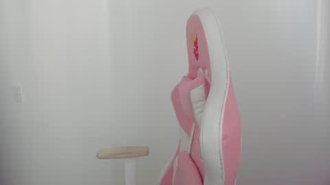 Snapshot of karely_sweet_ chatting on 25, 6, 2026 karely_sweet_ online show from 25, 6, 2026