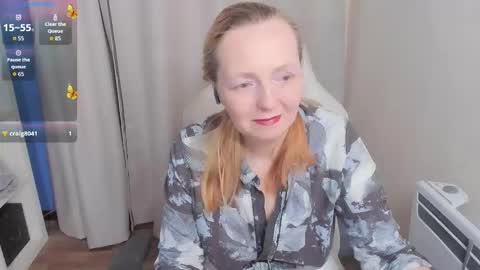 Snapshot of karen_villis chatting on 17, 11, 2025 Karen online show from 17, 11, 2025