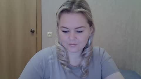 karennelsonx online show from 18, 3, 2026