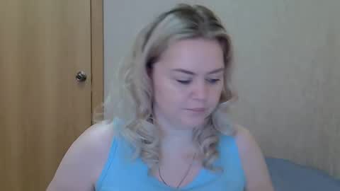 karennelsonx online show from 5, 4, 2026