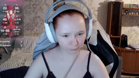 Snapshot of karicynthia chatting on 14, 10, 2025 Lisa Backler online show from 14, 10, 2025