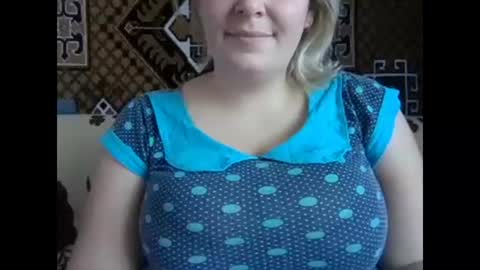 Snapshot of karilina_hi chatting on 26, 12, 2024 Karilina Hi online show from 26, 12, 2024