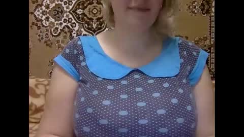 Snapshot of karilina_hi chatting on 3, 1, 2025 Karilina Hi online show from 3, 1, 2025