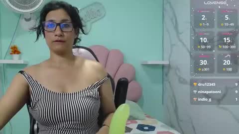 Snapshot of karime_sexygirl chatting on 2, 2, 2025 Karime online show from 2, 2, 2025