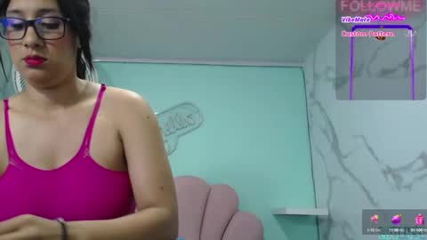 Snapshot of karime_sexygirl chatting on 5, 2, 2025 Karime online show from 5, 2, 2025