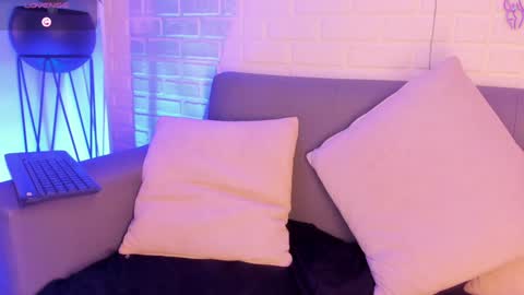 Snapshot of karina_gomez_18 chatting on 30, 1, 2025 Kari online show from 30, 1, 2025