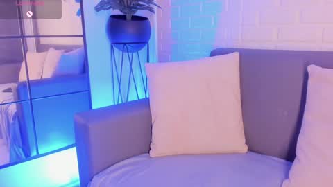 Snapshot of karina_gomez_18 chatting on 6, 2, 2025 Kari online show from 6, 2, 2025