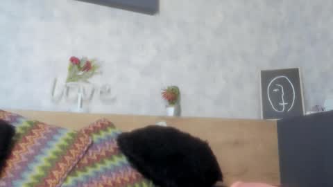 Kari online show from 10, 3, 2026