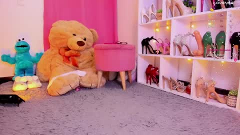 Snapshot of karina_torres_ chatting on 2, 12, 2024 Karina online show from 2, 12, 2024