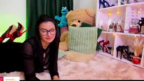 Snapshot of karina_torres_ chatting on 1, 3, 2025 Karina online show from 1, 3, 2025