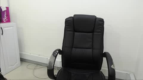 karla_cg online show from 10, 4, 2026