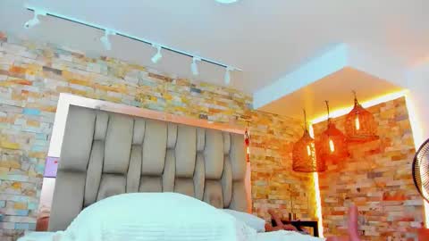  Karla  online show from 8, 11, 2025