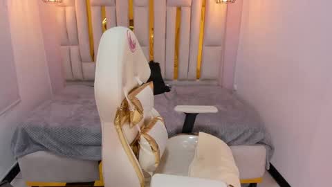 Snapshot of karla_hernandez chatting on 10, 2, 2025 Karla online show from 10, 2, 2025