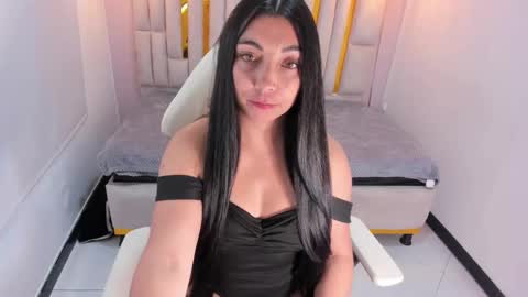 Snapshot of karla_hernandez chatting on 10, 3, 2025 Karla online show from 10, 3, 2025