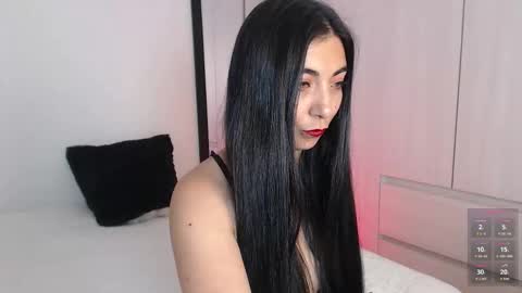 Snapshot of karla_hernandez chatting on 4, 11, 2025 Karla online show from 4, 11, 2025