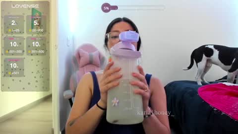 Snapshot of karla_honey_ chatting on 8, 1, 2025 Karla online show from 8, 1, 2025