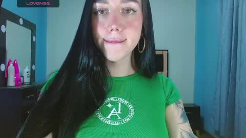 Snapshot of karla_zambrano chatting on 30, 4, 2026 karla online show from 30, 4, 2026