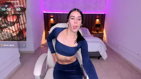 Karlaa  online show from 25, 11, 2025