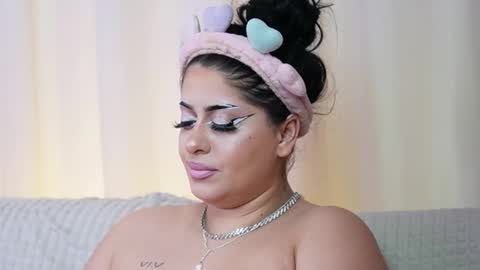  Karla  online show from 6, 10, 2025