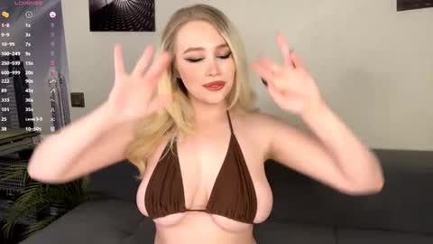 Olivia online show from 1, 12, 2025