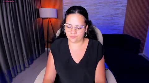 Snapshot of karlie_small chatting on 18, 7, 2026 Karli online show from 18, 7, 2026
