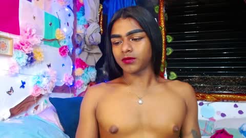 Snapshot of karly_coffe chatting on 1, 1, 2025 KARLY. online show from 1, 1, 2025