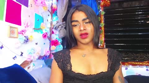 Snapshot of karly_coffe chatting on 10, 1, 2025 KARLY. online show from 10, 1, 2025