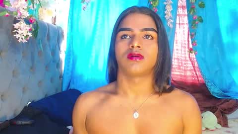 Snapshot of karly_coffe chatting on 12, 10, 2025 KARLY. online show from 12, 10, 2025