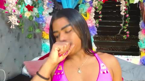 Snapshot of karly_coffe chatting on 19, 10, 2025 KARLY. online show from 19, 10, 2025