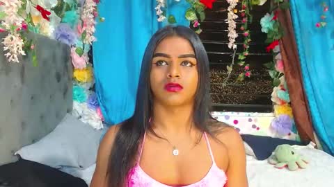 Snapshot of karly_coffe chatting on 31, 10, 2025 KARLY. online show from 31, 10, 2025