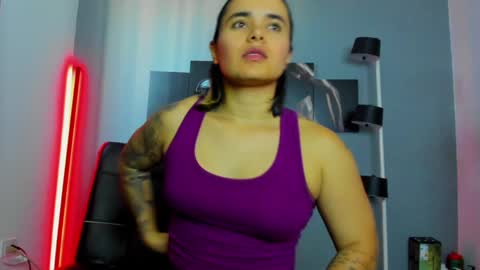   online show from 21, 1, 2025