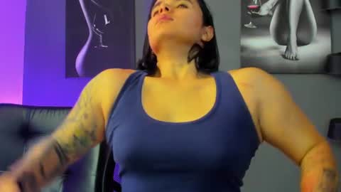 Snapshot of karlyjons_ chatting on 30, 6, 2026 online show from 30, 6, 2026