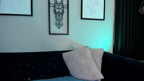 karo_linee online show from 22, 1, 2025