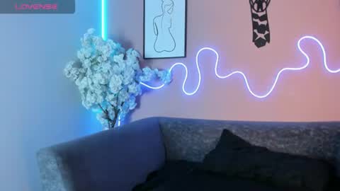 Snapshot of karo_linee chatting on 30, 6, 2026 karo_linee online show from 30, 6, 2026