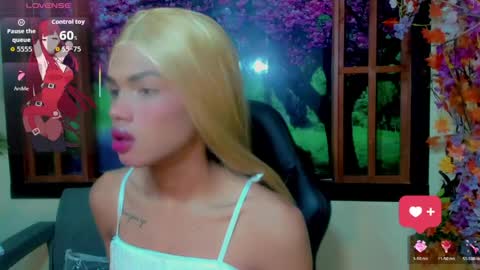 karol Vanessa   online show from 15, 4, 2026