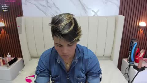 Karol and Luna online show from 4, 3, 2025