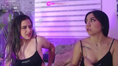Snapshot of karolandmichel chatting on 11, 3, 2025 Karol and Michel online show from 11, 3, 2025