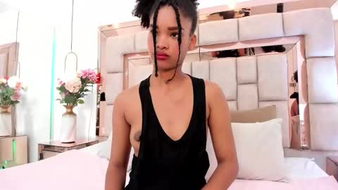 Snapshot of karolebonyy chatting on 15, 11, 2025 Karol online show from 15, 11, 2025