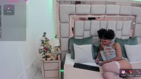 Snapshot of karolebonyy chatting on 14, 12, 2025 Karol online show from 14, 12, 2025